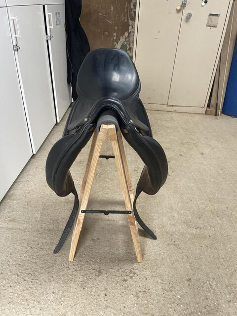 Selle de dressage