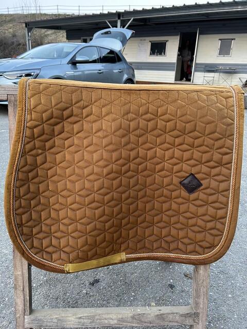 Tapis kentucky velvet moutarde