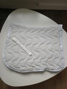 Tapis blanc Equiline