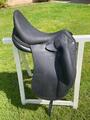 Selle de dressage neuve Childeric DPL livrée fin 2023
