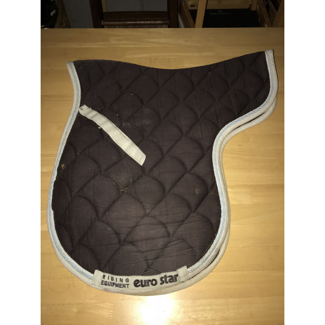 Tapis en forme de selle