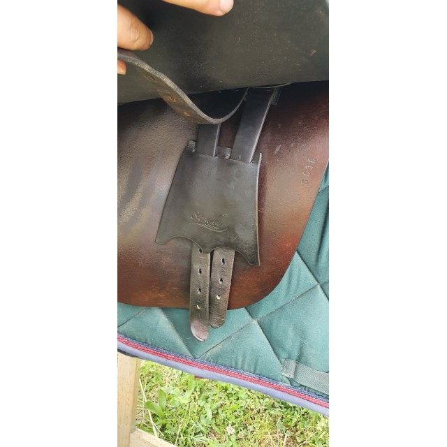 Selle mixte/obs marque Strada très bon état