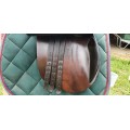 Selle mixte/obs marque Strada très bon état