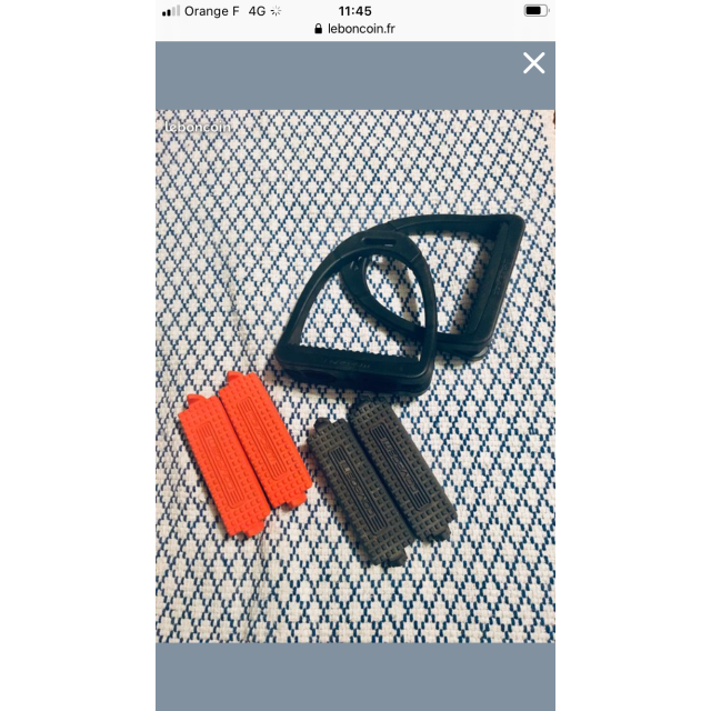 Étrier composite et plancher