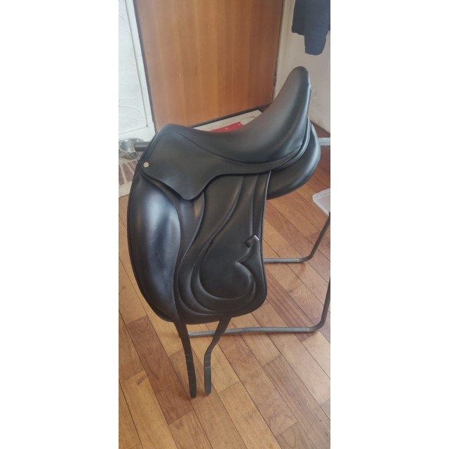Selle de dressage Antares