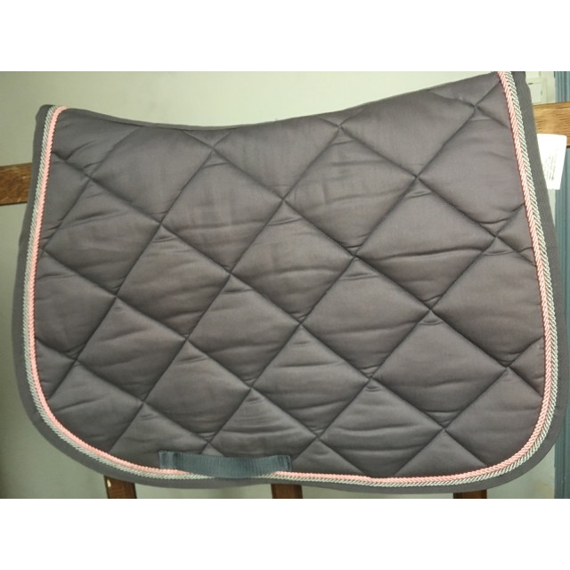 Tapis gris taille cheval