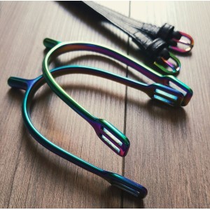 Éperons rainbow avec lanières assorties neufs