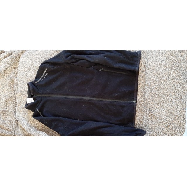 Veste polaire noir deux poches Taille 10 ans Quechua