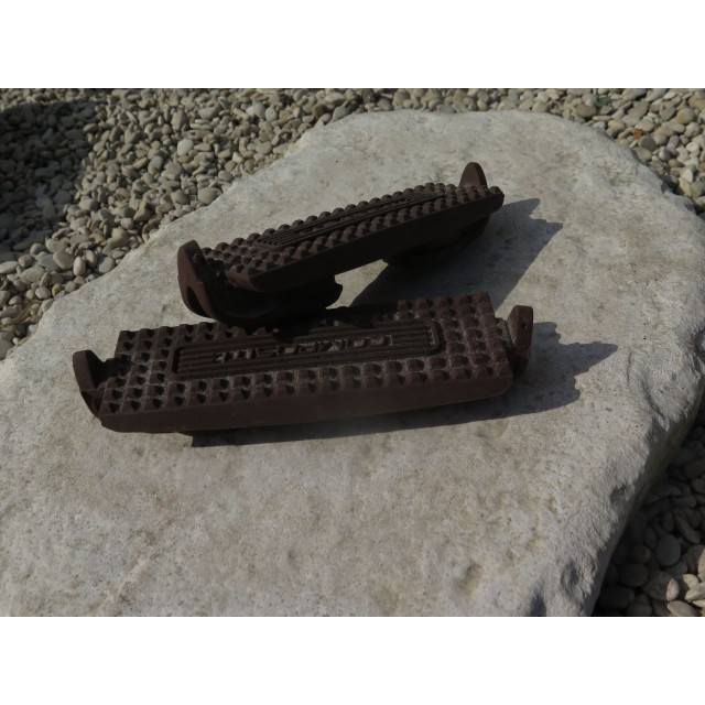 semelle d'étriers marron