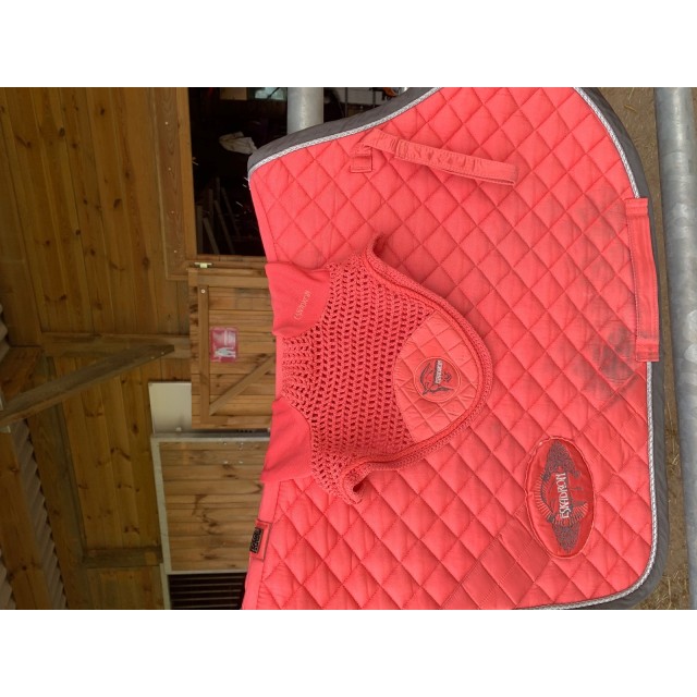 Tapis +bonnet eskadron