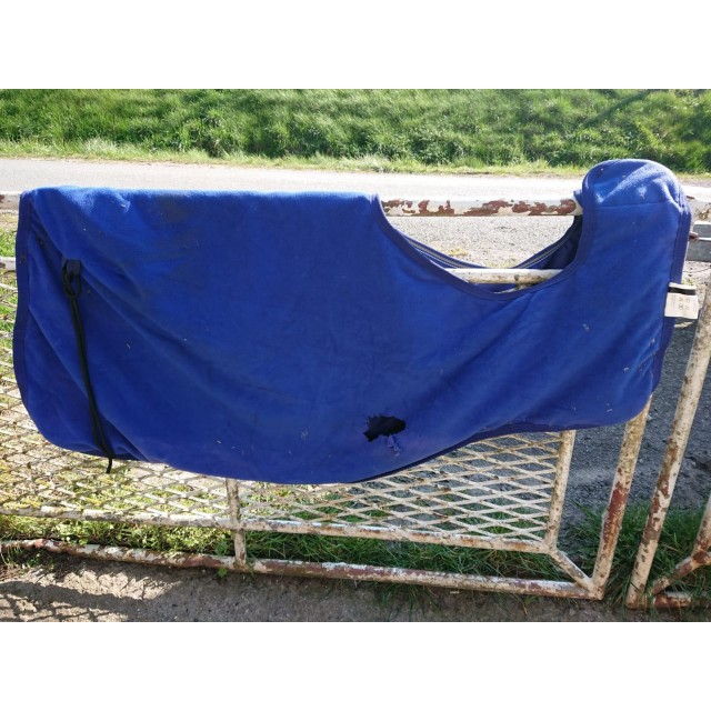 Couvre rein 125 imperméable doublé mais abîmé