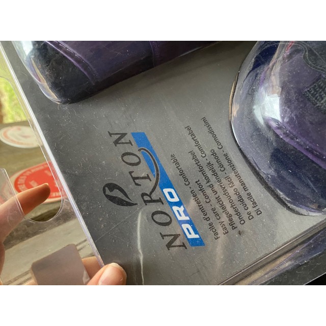 Protection violette Norton pro