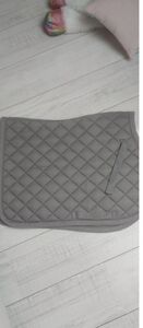 Tapis gris