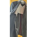 Veste Softshell Pikeur taille 42 noir avec des détales rouge et gris
