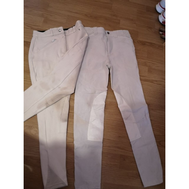 2 pantalons blancs à saisir
