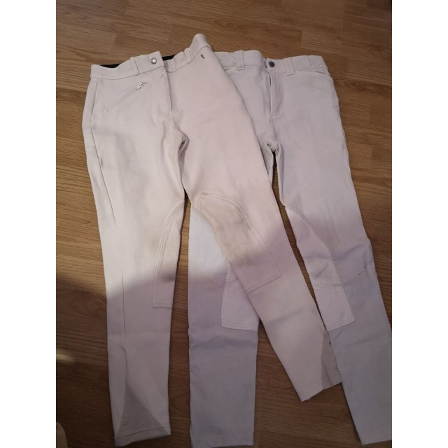 2 pantalons blancs à saisir