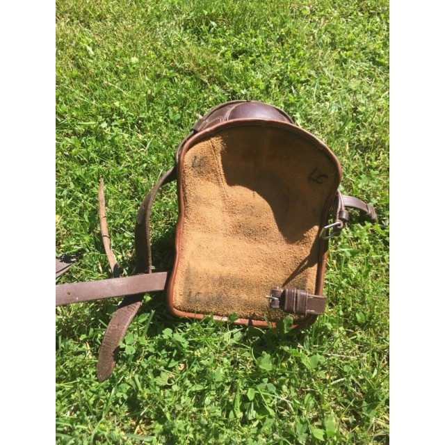 Genouillère en cuir