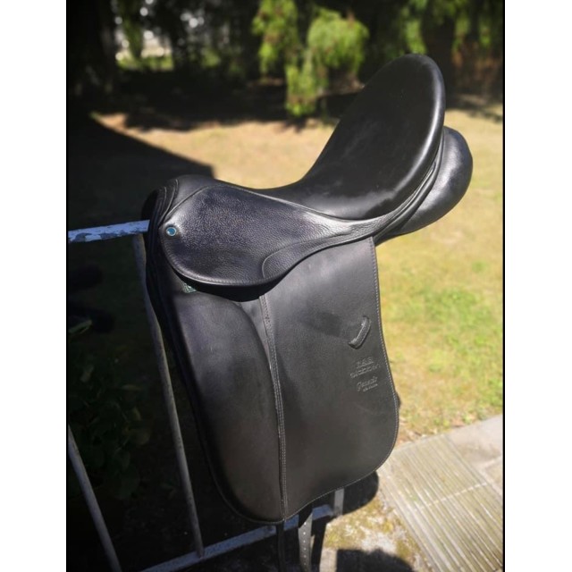 Selle de dressage