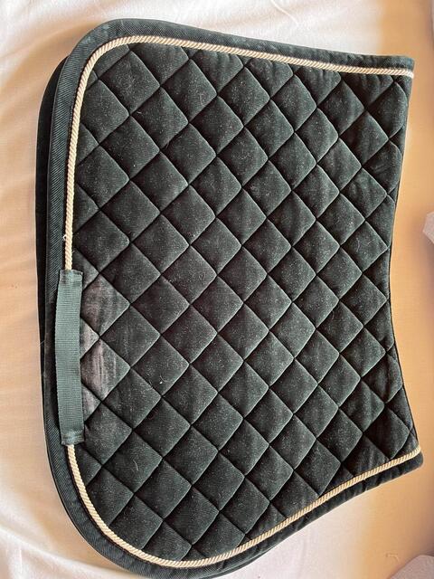 ensemble tapis et bonnet Kentucky vert sapin velvet