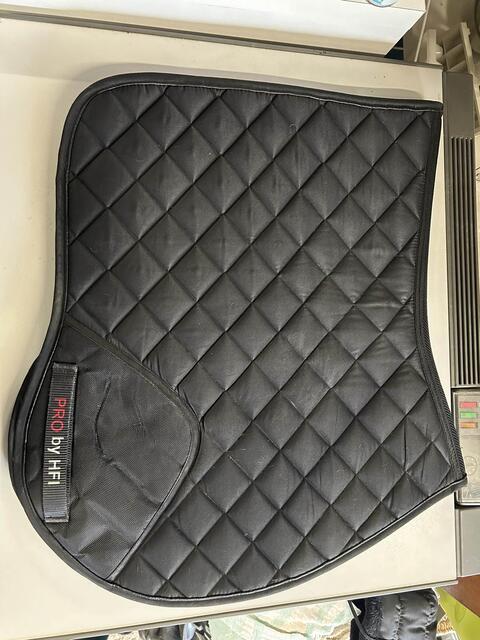 tapis de selle HFI