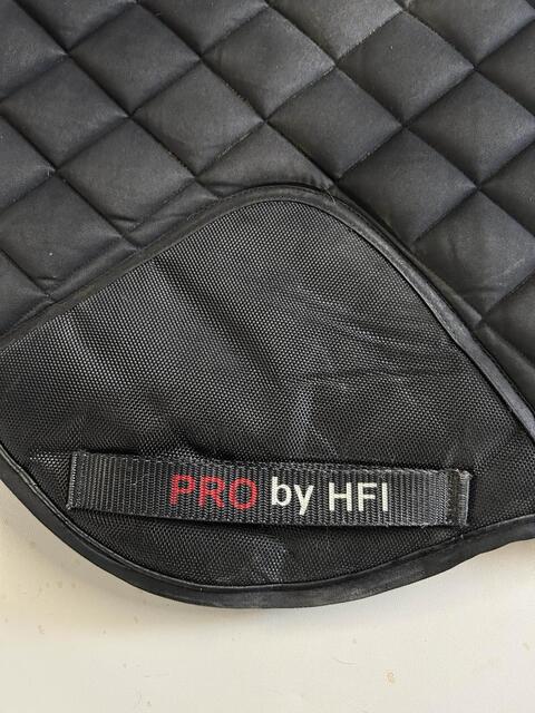 tapis de selle HFI