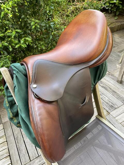 Selle Devoucoux Oldara 17”