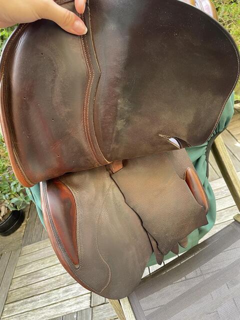 Selle Devoucoux Oldara 17”