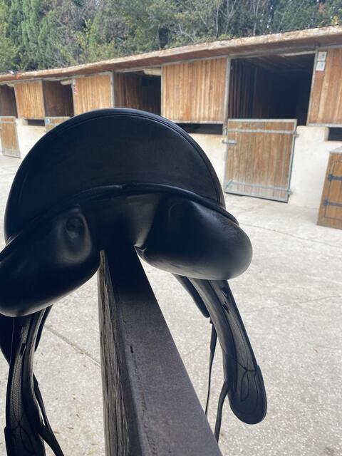Selle de dressage Equipe