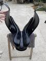 Selle dressage forestier modèle Saumur taille 17,5
