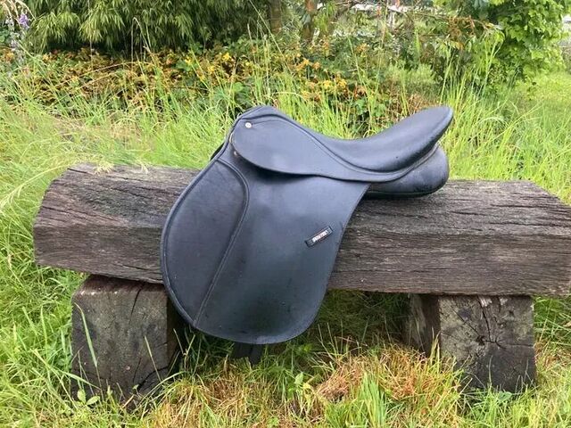 Selle mixte Wintec 500 17" et arcade