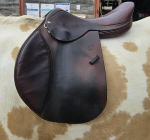 Selle petit pas sellier