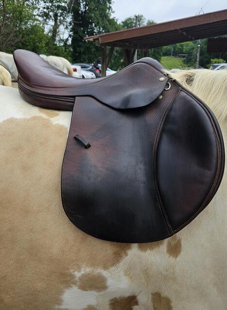 Selle petit pas sellier