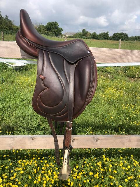 selle de Dressage Antares