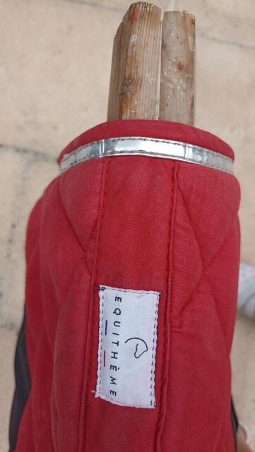 Tapis d'équitation rouge