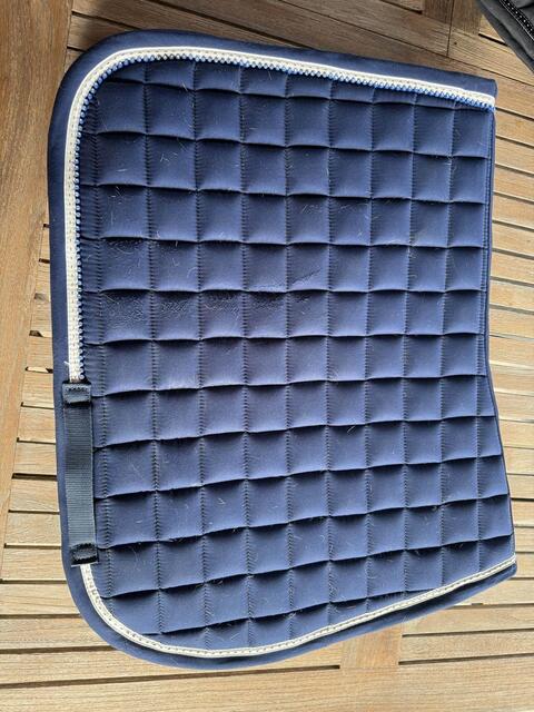 tapis Pénélope bleu marine