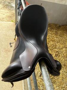 Selle dressage signature antares
