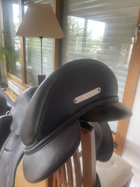 Selle de dressage noire Forestier (Aachen)