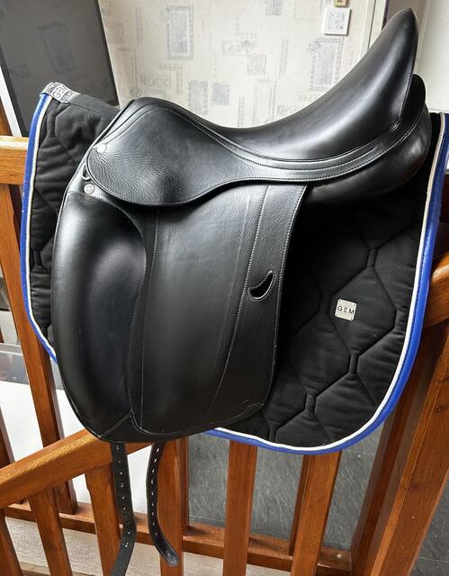 Selle de dressage Equipe Emporio