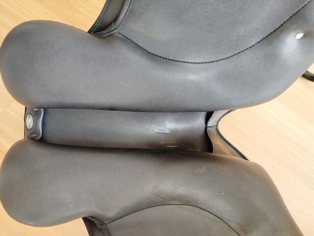 Selle dressage Wintec Isabell 16'5 cair