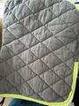 tapis equitheme gris et jaune fluo