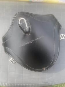 Sangle bavette Fouganza noire 135cm