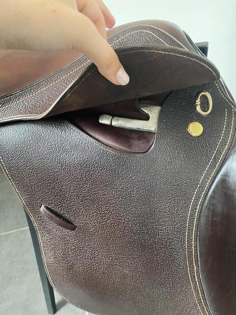 Selle 16 pouces CSO Premiere Imperial Saddle