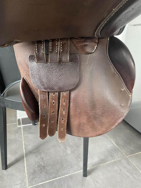 Selle 16 pouces CSO Premiere Imperial Saddle