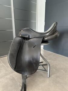 Selle de dressage - Sommer / Columbus 17.5