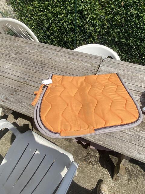 Tapis orange
