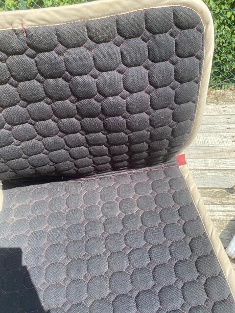 Tapis bordeaux
