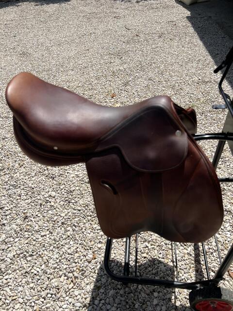 SELLE HERMES CAVALE taille 17 irish/taupe MIXTE 2019 PARFAIT ETAT + BOITE HERMES