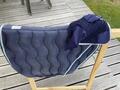 Tapis et bonnet de concours