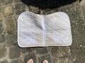 Tapis blanc bordure brillant argent