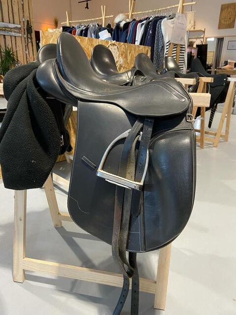 Selle dressage
